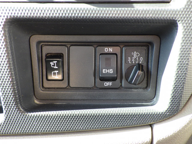 日産自動車 アトラス 小型 土砂ダンプ CBF-SQ2F24(98617) 9枚目