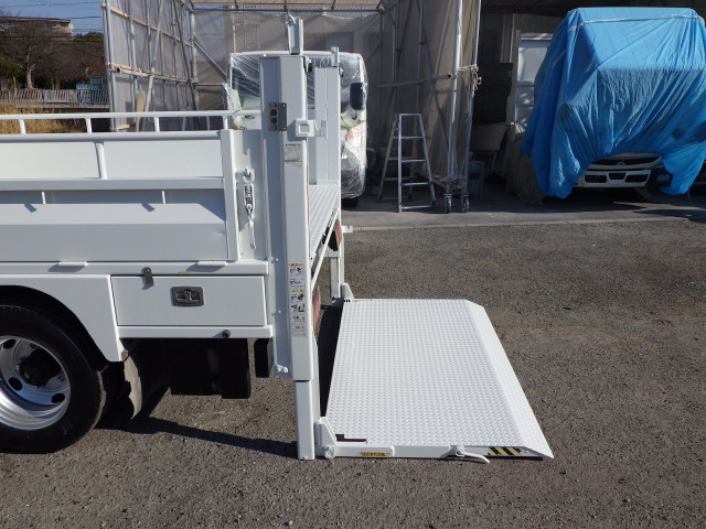 マツダ タイタン 小型 平ボディ TKG-LMR85N(98616) 28枚目