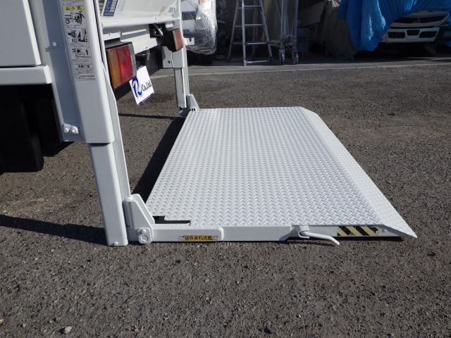 マツダ タイタン 小型 平ボディ TKG-LMR85N(98616) 29枚目