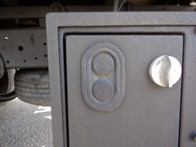 いすゞ エルフ 小型 Wキャブ TKG-NPR85AR(98623) 15枚目