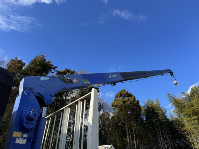 三菱ふそう ファイター 中型 平ボディ（クレーン付） PDG-FK71R(98625) 16枚目