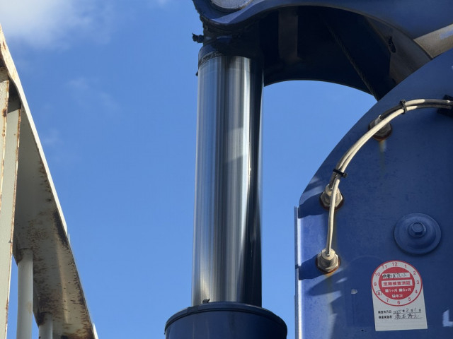 三菱ふそう ファイター 中型 平ボディ（クレーン付） PDG-FK71R(98625) 17枚目