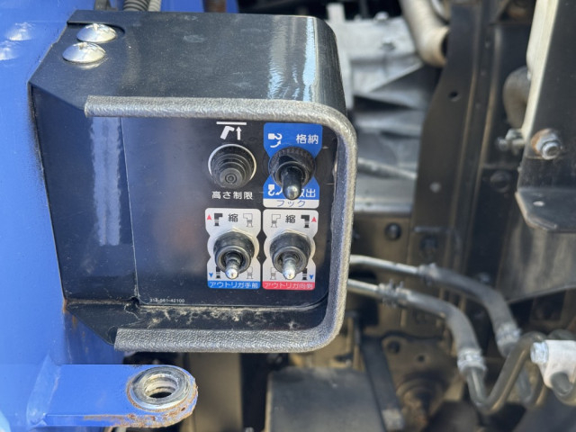 三菱ふそう ファイター 中型 平ボディ（クレーン付） PDG-FK71R(98625) 23枚目