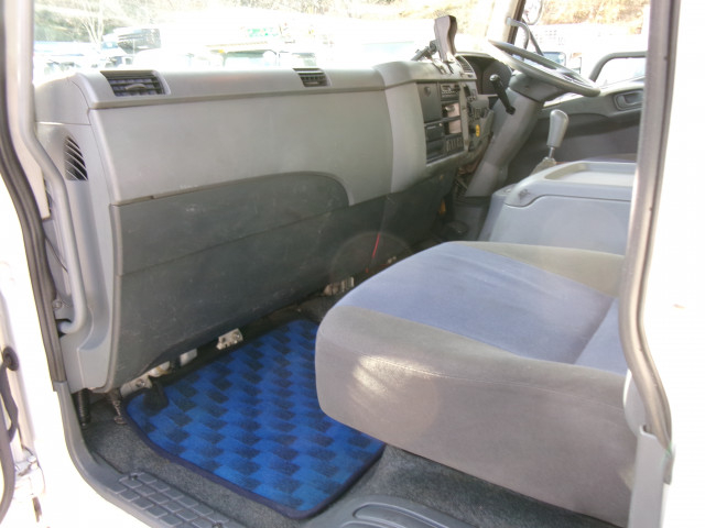 三菱ふそう ファイター 増トン 平ボディ LKG-FK62FZ(98626) 25枚目