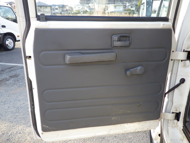 いすゞ エルフ 小型 Wキャブ BKG-NHR85A(98628) 14枚目