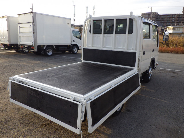 いすゞ エルフ 小型 Wキャブ BKG-NHR85A(98628) 26枚目