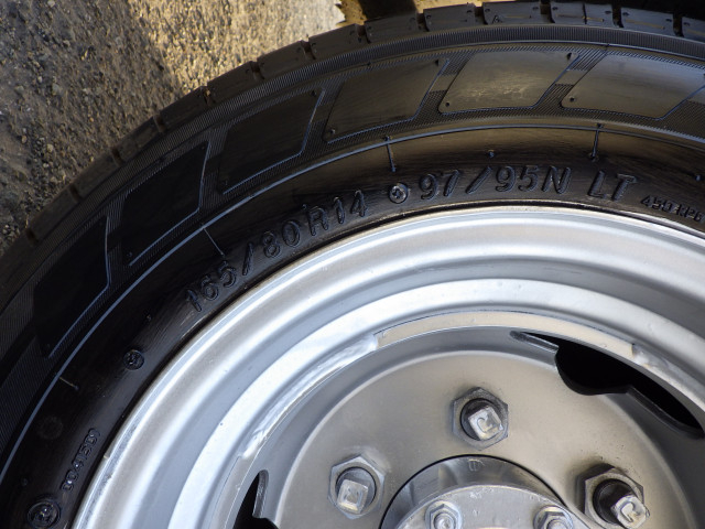 いすゞ エルフ 小型 Wキャブ BKG-NHR85A(98628) 32枚目