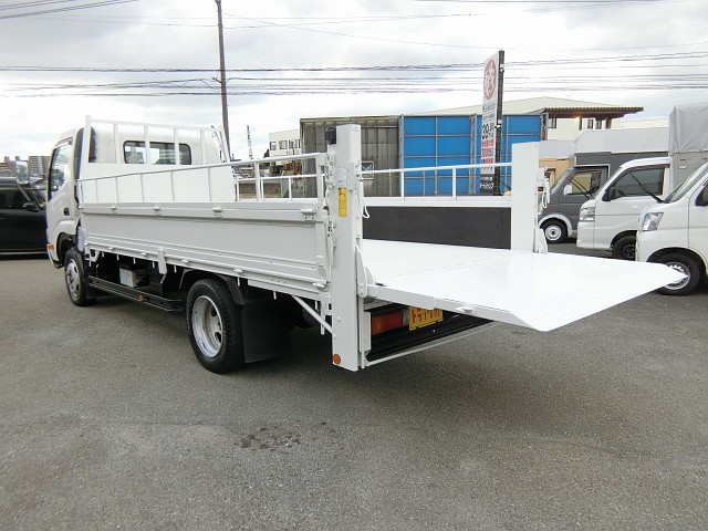 トヨタ ダイナ 小型 平ボディ BKG-XZU414(98629) 13枚目