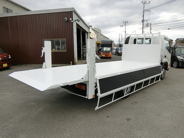 トヨタ ダイナ 小型 平ボディ BKG-XZU414(98629) 17枚目