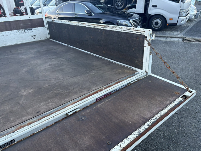 トヨタ ダイナ 小型 平ボディ（クレーン付） BDG-XZU368(98630) 11枚目