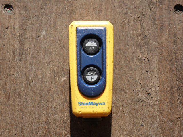 いすゞ フォワード 中型 ウィング PKG-FRR90S2(98635) 18枚目