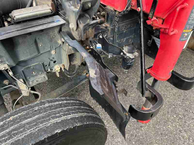 いすゞ エルフ 小型 平ボディ（クレーン付） PA-NPR81R(98638) 29枚目