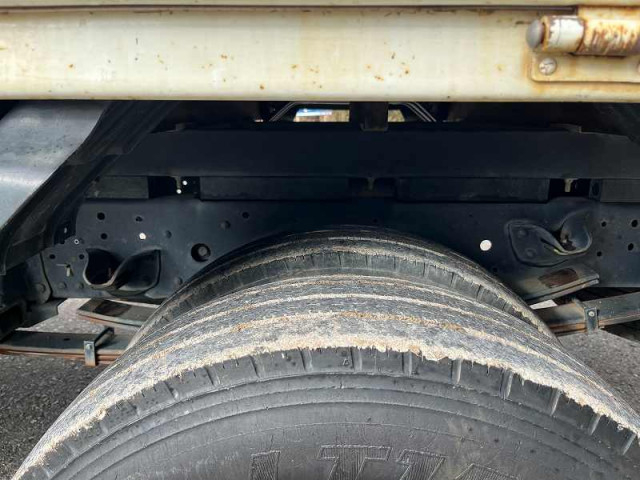 いすゞ エルフ 小型 平ボディ（クレーン付） PA-NPR81R(98638) 32枚目