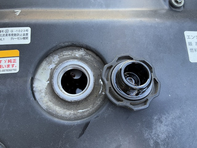 いすゞ エルフ 小型 平ボディ PB-NPR81AR(98639) 24枚目