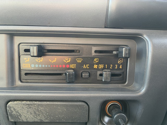 いすゞ エルフ 小型 平ボディ PB-NPR81AR(98639) 35枚目