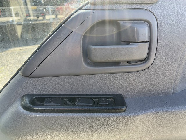 いすゞ エルフ 小型 平ボディ PB-NPR81AR(98639) 39枚目