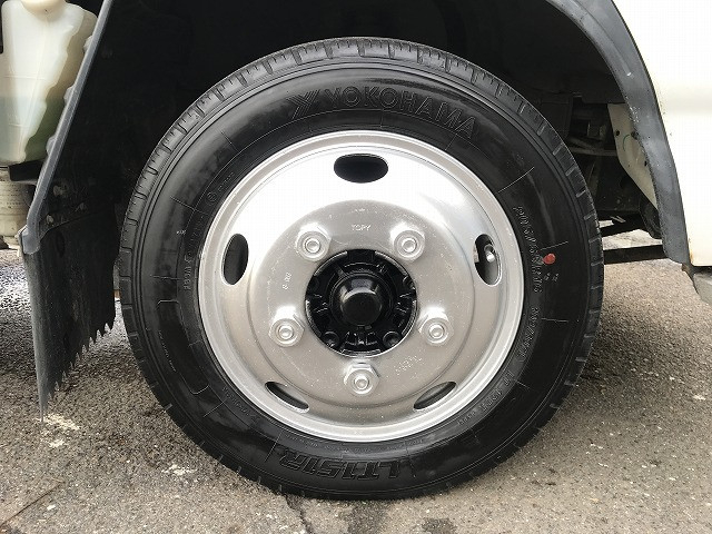 Isuzu elf Small Flat body KR-NKR81EA(98645) 30枚目