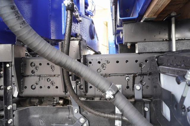 マツダ タイタン 小型 平ボディ（クレーン付） 2RG-LMR88C(98648) 12枚目