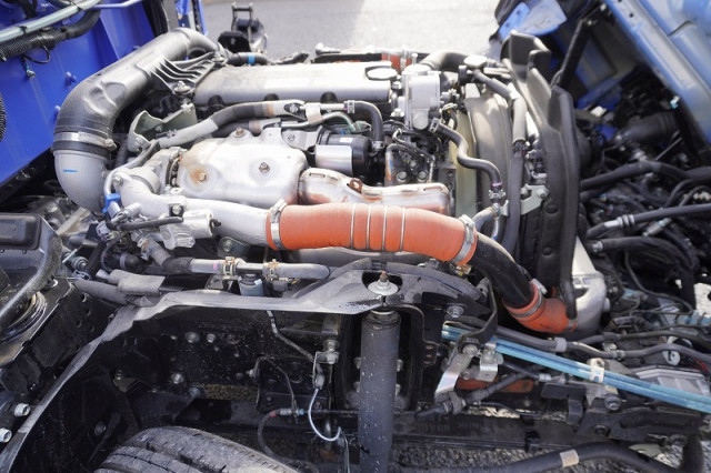 マツダ タイタン 小型 平ボディ（クレーン付） 2RG-LMR88C(98648) 15枚目