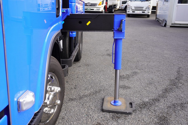 マツダ タイタン 小型 平ボディ（クレーン付） 2RG-LMR88C(98648) 26枚目