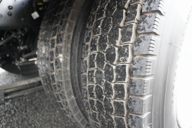 三菱ふそう ファイター 中型 平ボディ 2KG-FK65F(98649) 10枚目