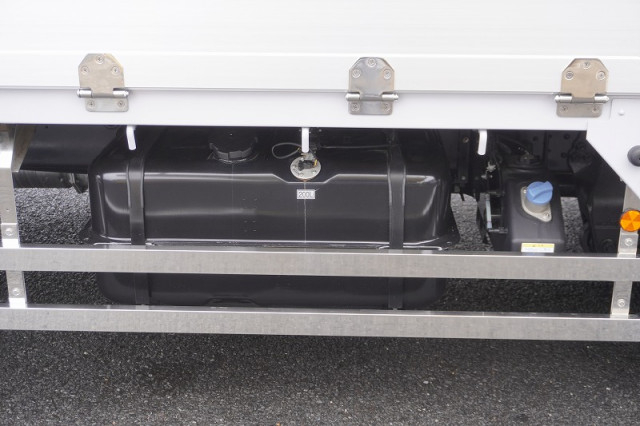 三菱ふそう ファイター 中型 平ボディ 2KG-FK65F(98649) 17枚目