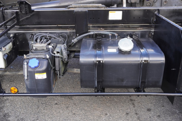 日野 レンジャー 中型 コンテナ専用車 2KG-FX2ABA(98650) 17枚目