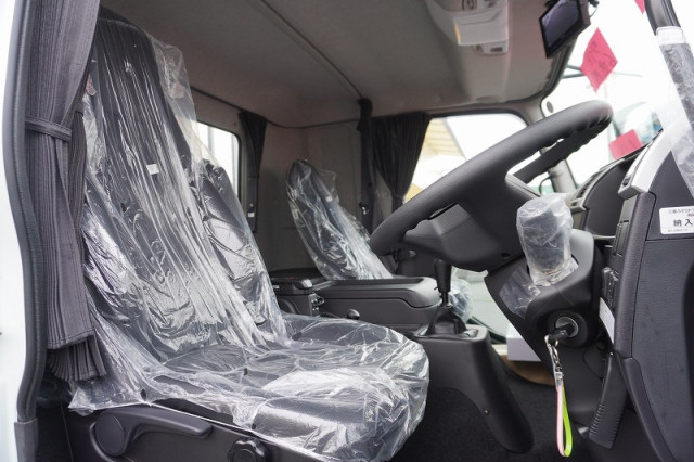 三菱ふそう ファイター 中型 平ボディ 2KG-FK65F(98649) 33枚目