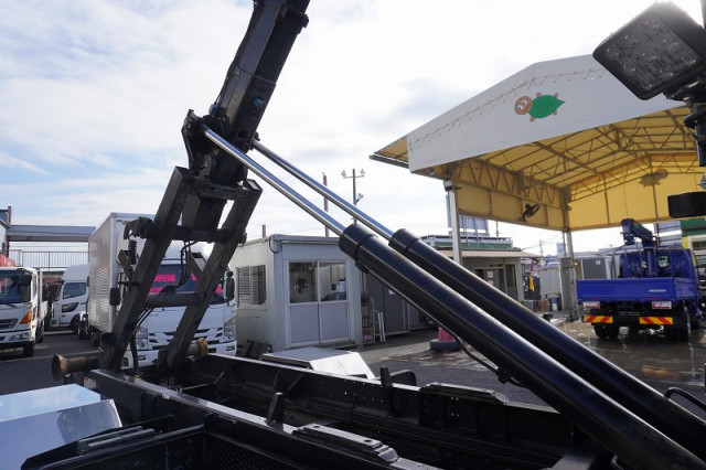 日野 レンジャー 中型 コンテナ専用車 2KG-FX2ABA(98650) 22枚目