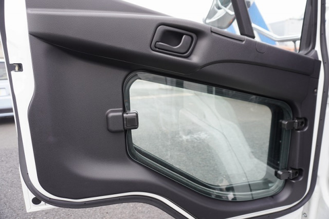 三菱ふそう ファイター 中型 平ボディ 2KG-FK65F(98649) 37枚目