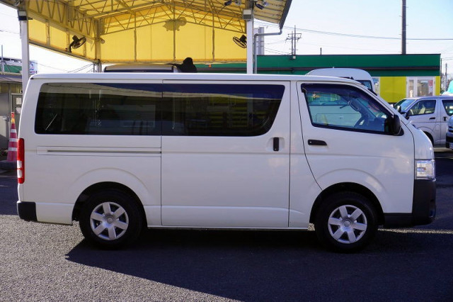 Toyota hiace Small Translation missing: en.item.body_keijou_enum.body_keijou_light_van CBF-TRH200V(98652) 5枚目