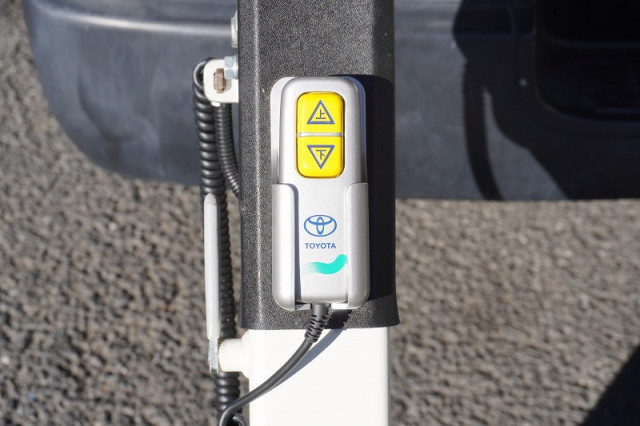 Toyota hiace Small Translation missing: en.item.body_keijou_enum.body_keijou_light_van CBF-TRH200V(98652) 20枚目