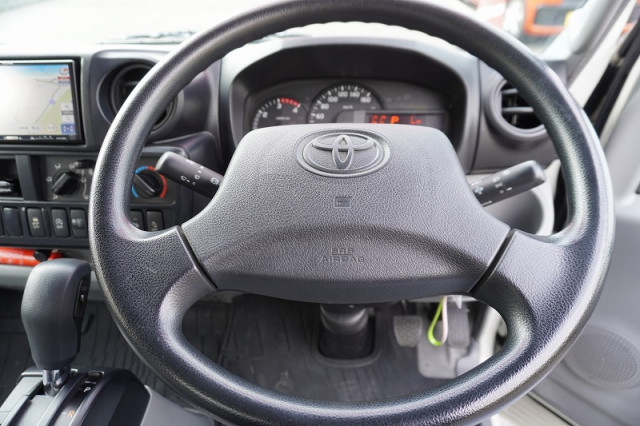 Toyota dyna Small Box body TPG-XZU605(98653) 34枚目