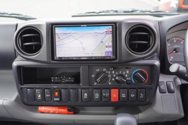 Toyota dyna Small Box body TPG-XZU605(98653) 36枚目