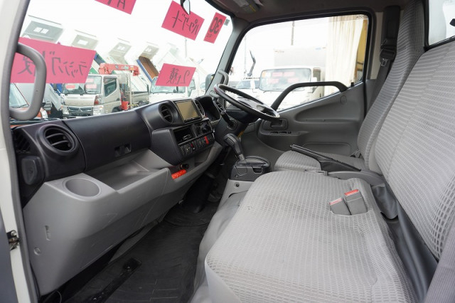 Toyota dyna Small Box body TPG-XZU605(98653) 43枚目