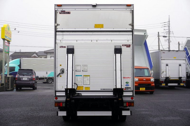 いすゞ エルフ 小型 バン TRG-NMR85AN(98656) 4枚目