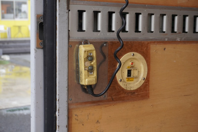 いすゞ エルフ 小型 バン TRG-NMR85AN(98656) 24枚目