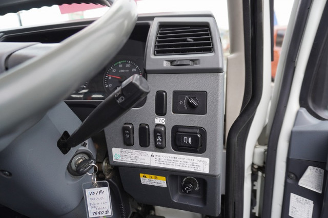 三菱ふそう ファイター 中型 コンテナ専用車 TKG-FK71F(98655) 28枚目