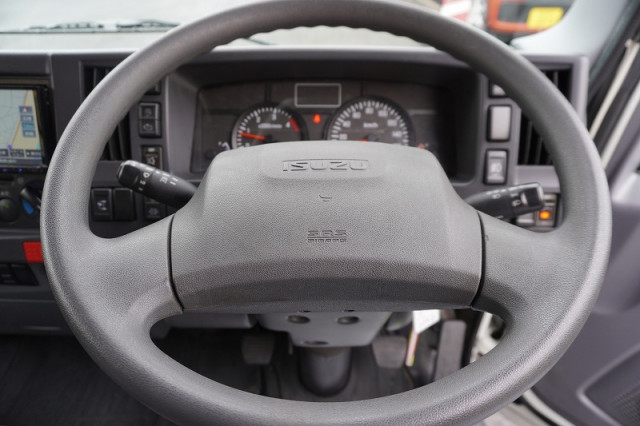 いすゞ エルフ 小型 バン TRG-NMR85AN(98656) 33枚目