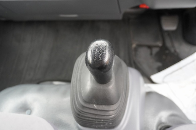 いすゞ エルフ 小型 バン TRG-NMR85AN(98656) 34枚目