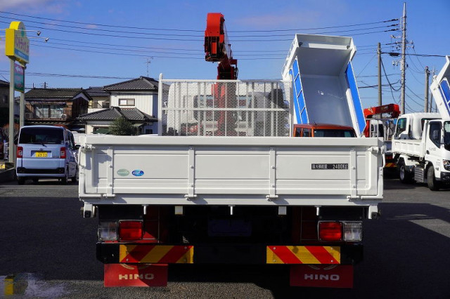 日野 レンジャー 中型 平ボディ（クレーン付） 2KG-FD2ABA(98661) 4枚目