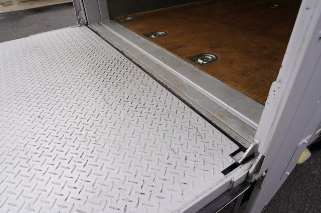 いすゞ エルフ 小型 バン 2RG-NMR88AN(98660) 28枚目