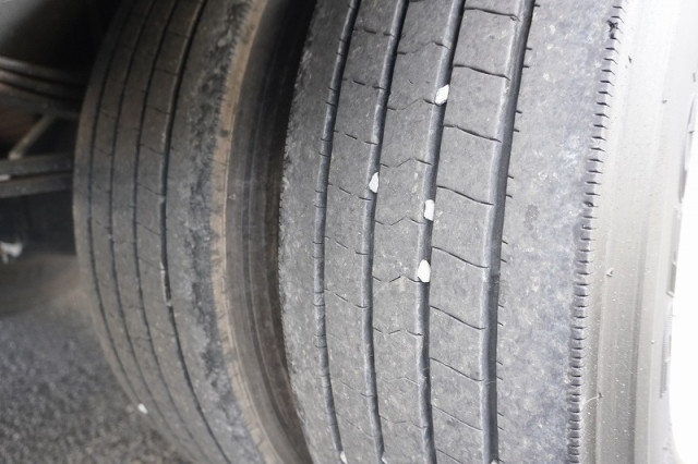 日野 レンジャー 中型 平ボディ（クレーン付） 2KG-FD2ABA(98661) 10枚目