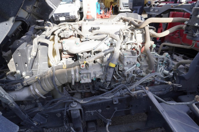 日野 レンジャー 中型 平ボディ（クレーン付） 2KG-FD2ABA(98661) 13枚目