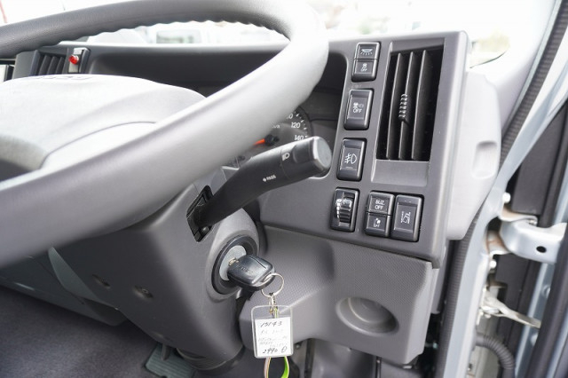 いすゞ エルフ 小型 バン 2RG-NMR88AN(98660) 38枚目