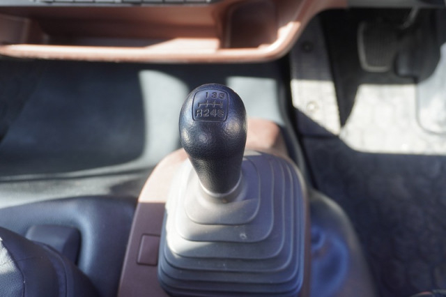 日野 レンジャー 中型 平ボディ（クレーン付） 2KG-FD2ABA(98661) 34枚目