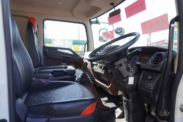 日野 レンジャー 中型 平ボディ（クレーン付） 2KG-FD2ABA(98661) 41枚目