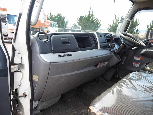 三菱ふそう キャンター 小型 平ボディ（クレーン付） *********(98702) 61枚目