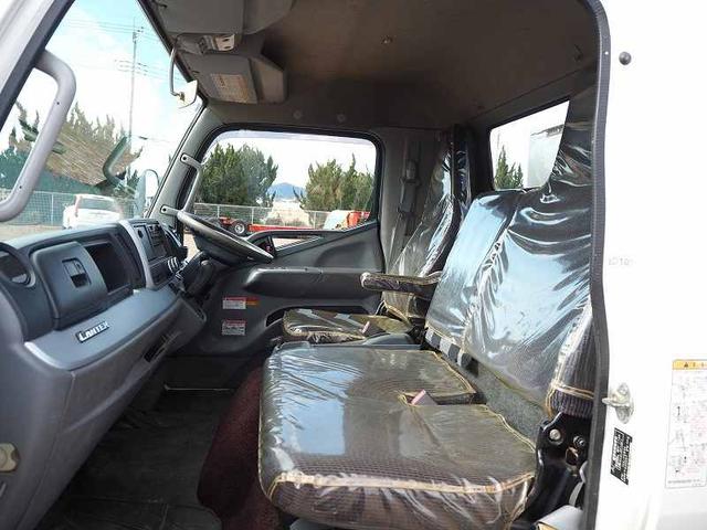 三菱ふそう キャンター 小型 平ボディ（クレーン付） *********(98702) 63枚目