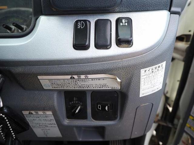 三菱ふそう キャンター 小型 平ボディ（クレーン付） *********(98702) 72枚目